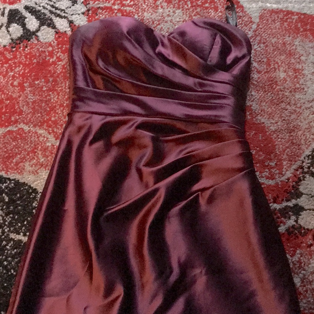 Burgundy, Polyester strapless cocktail dress.